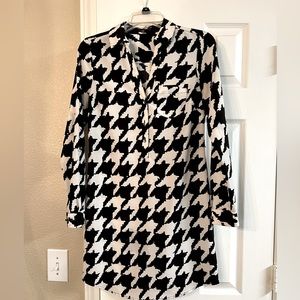 Beautiful Black and White Dress